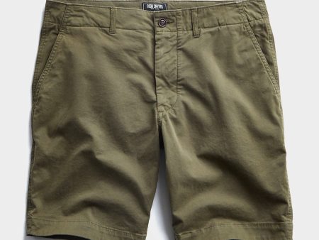 9  Stretch Chino Surplus Short in Olive Fashion