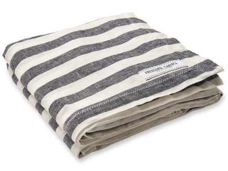 Frescobol Carioca Linen Towel midnight midnight blue white For Sale